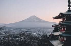 Top 10 Reasons to Learn Japanese in 2025